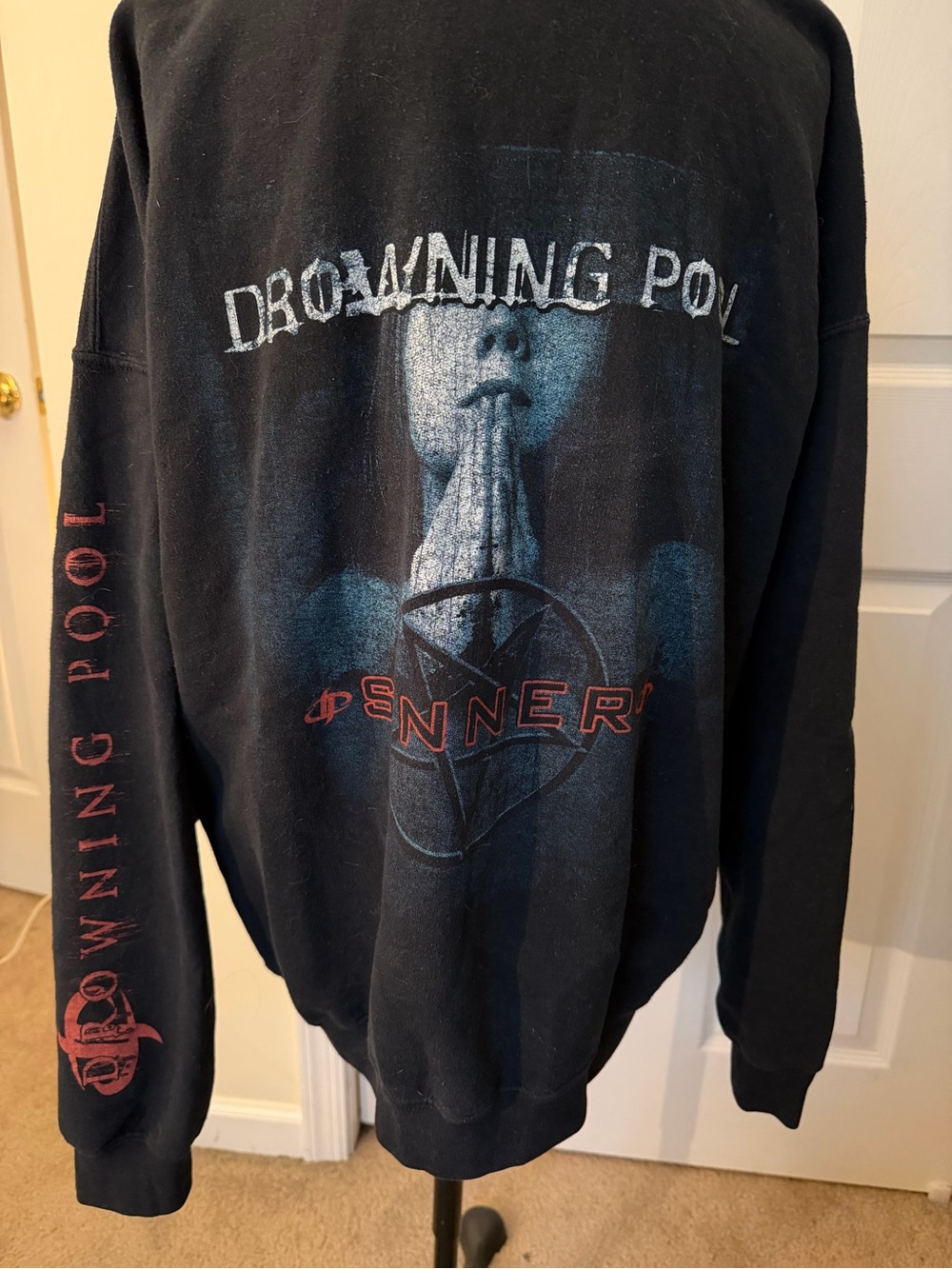 Black Zip-Up Hoodie - Drowning Pool - Picture 3 of 3